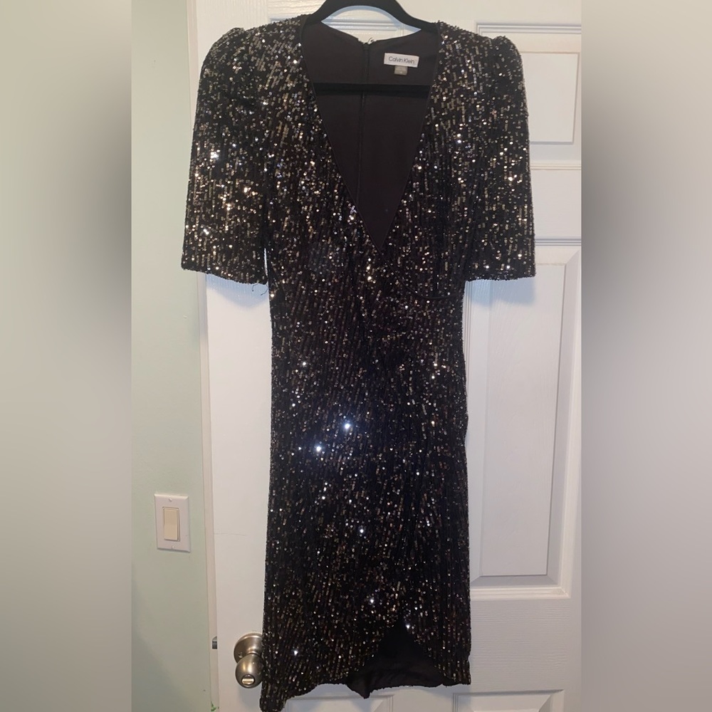 Calvin Klein stretchy v neck formal dress size 10